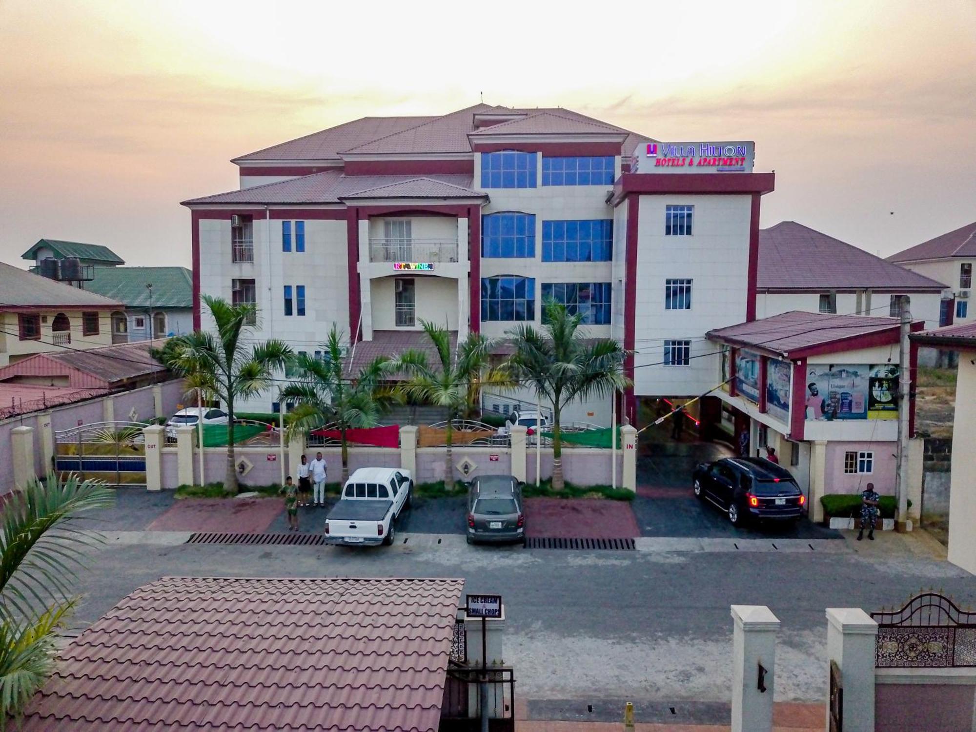 Villa Hilton Hotels Uyo Exteriör bild